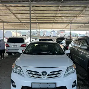 Toyota Corolla, 2013