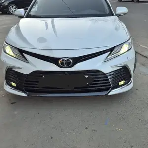 Toyota Camry, 2021