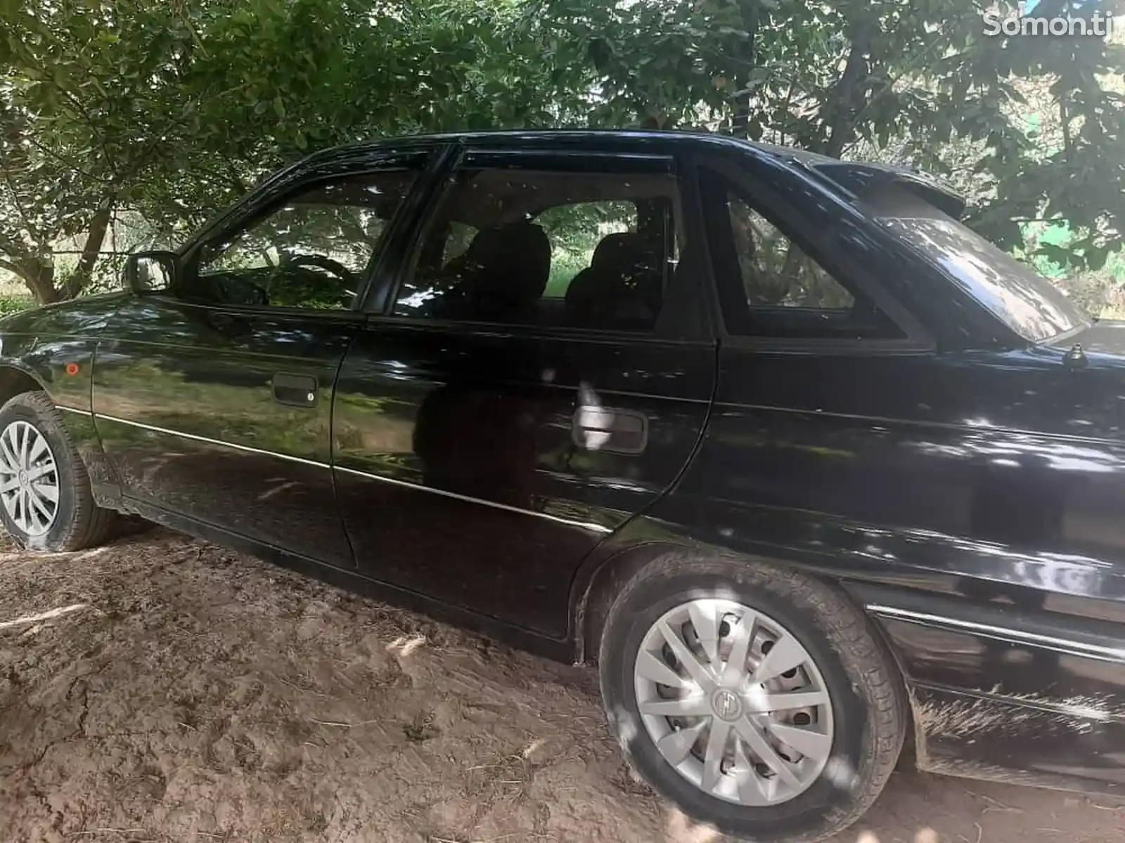 Opel Zafira, 1993-2