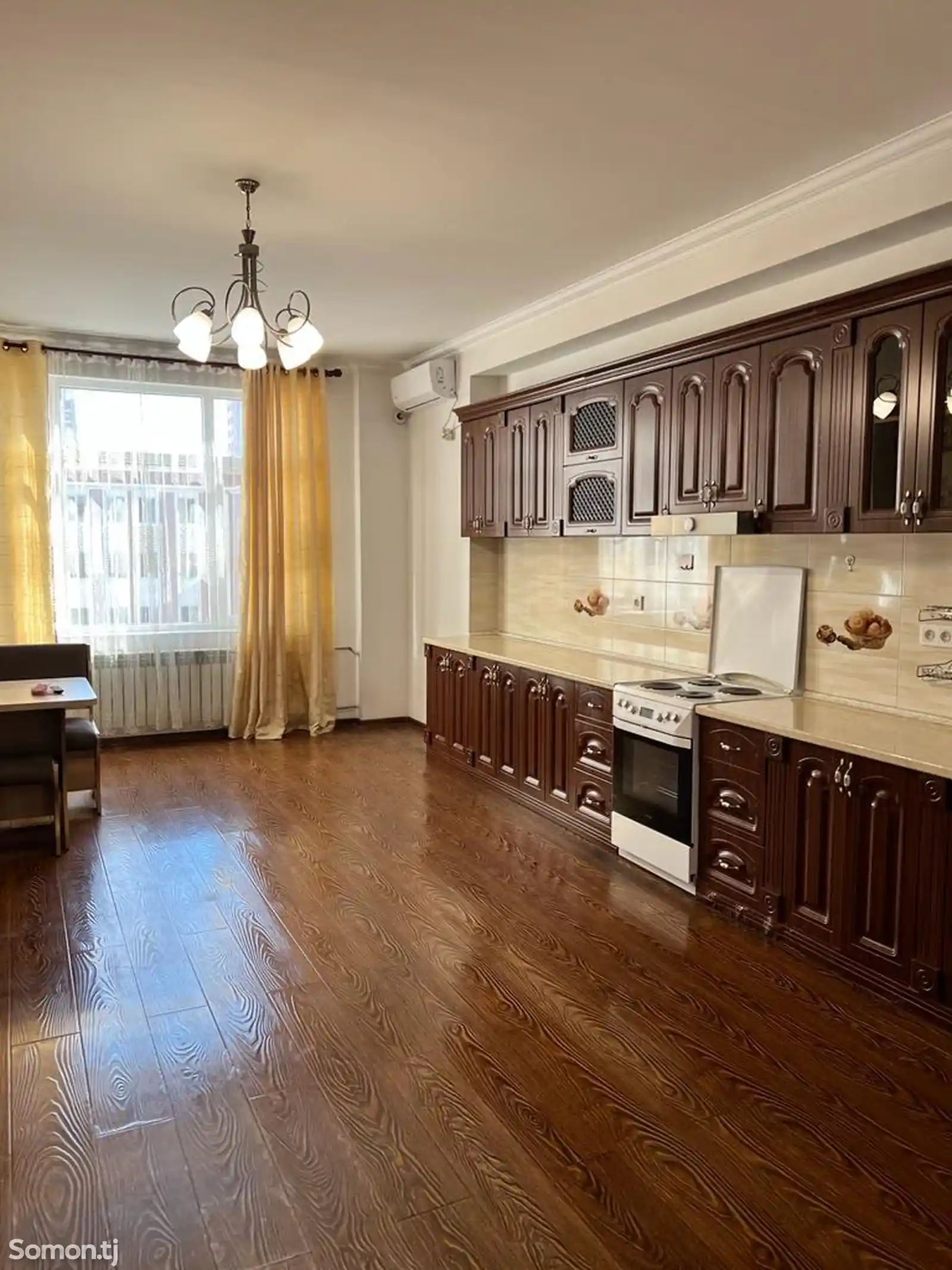 3-комн. квартира, 8 этаж, 128м², Центр, Алиф-15