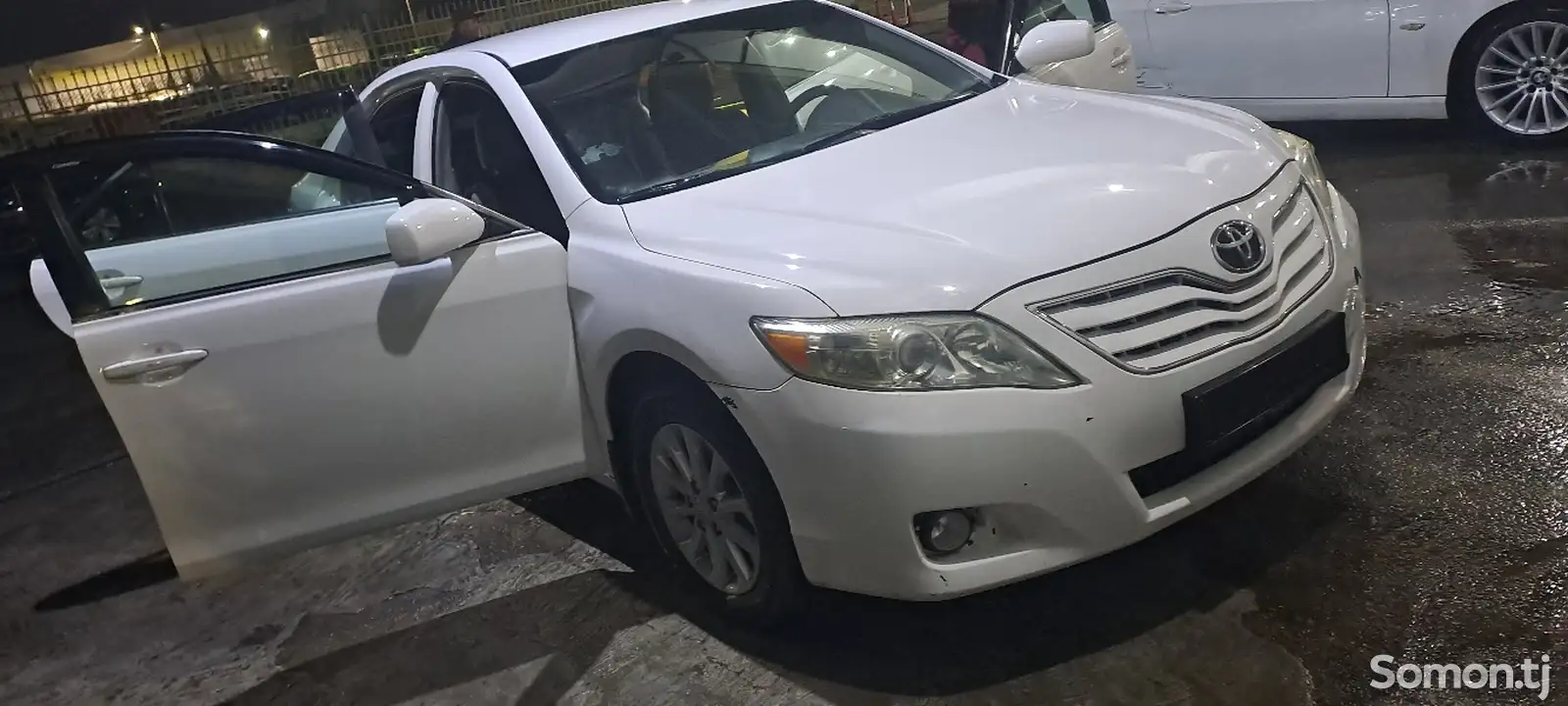 Toyota Camry, 2010-1