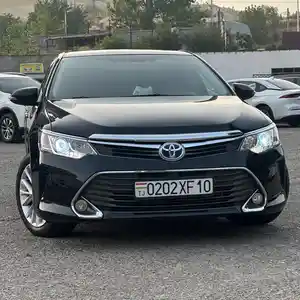 Toyota Camry, 2015