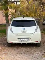 Nissan Leaf, 2011-4