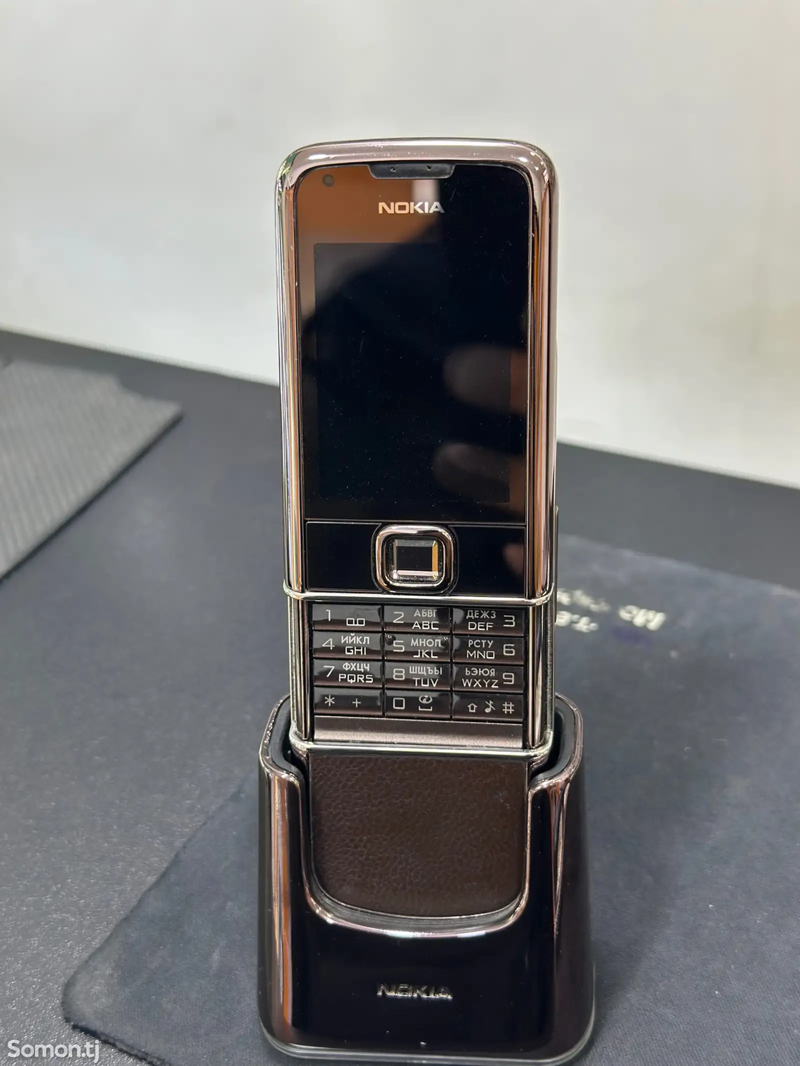 Nokia 8800-1