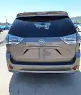 Toyota Sienna, 2017-7