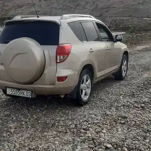 Toyota RAV 4, 2006