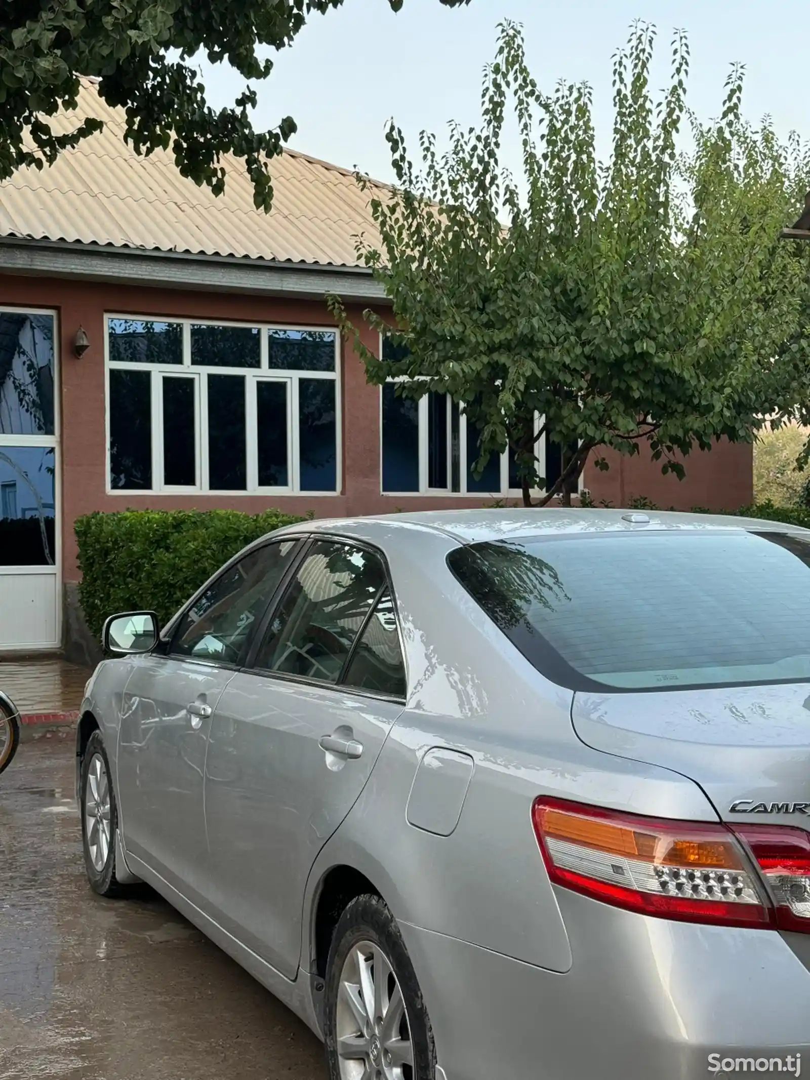 Toyota Camry, 2011-6