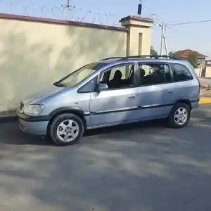 Opel Zafira, 2000