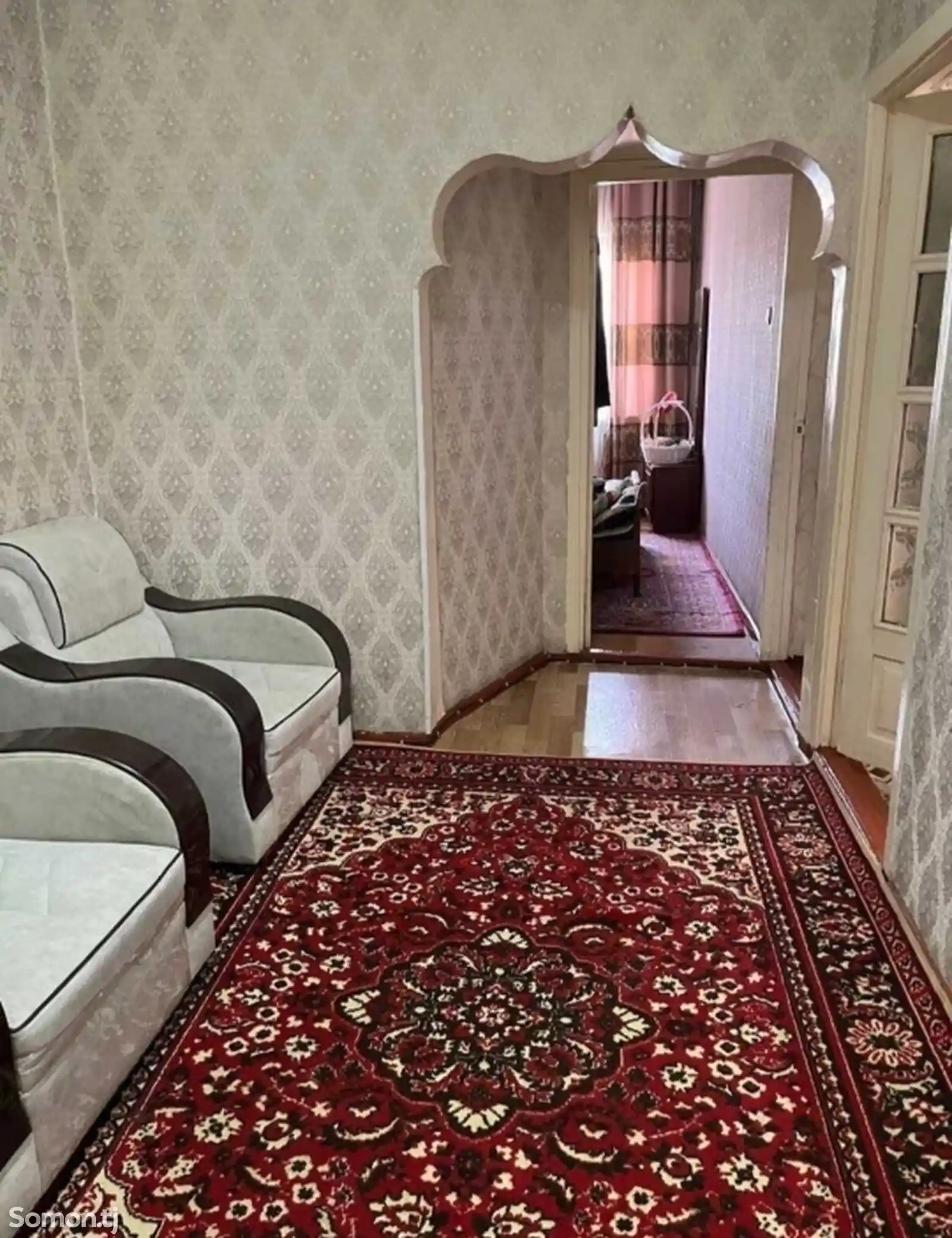 4-комн. квартира, 5 этаж, 100м², Цирк-3