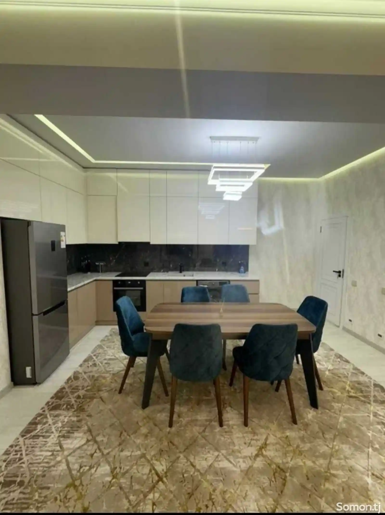 2-комн. квартира, 14 этаж, 92м², Созидания-9