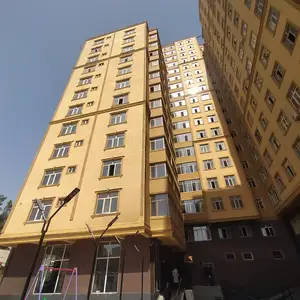 3-комн. квартира, 14 этаж, 135 м², Зеленый базар