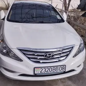 Hyundai Sonata, 2010