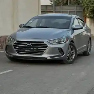 Hyundai Elantra, 2017