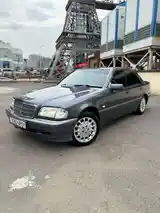 Mercedes-Benz C class, 2000-5