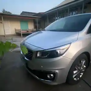 Kia Carnival, 2015