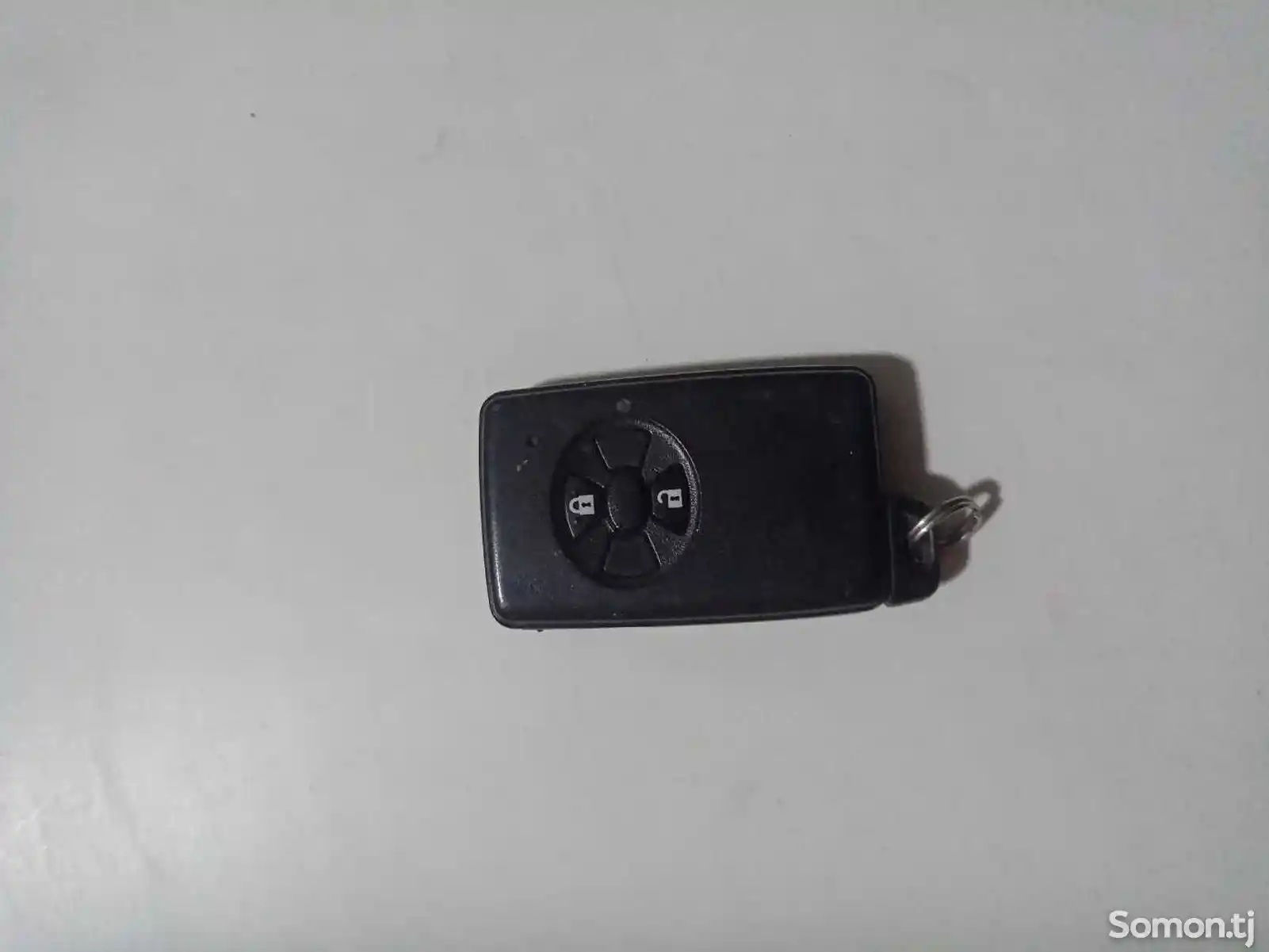 Ключ чип от Toyota Fielder-1