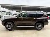 Toyota Land Cruiser Prado, 2022-3