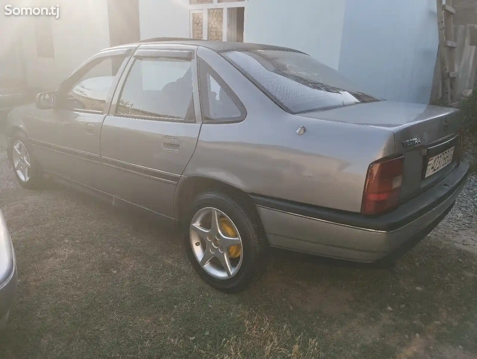 Opel Astra J, 1990-8
