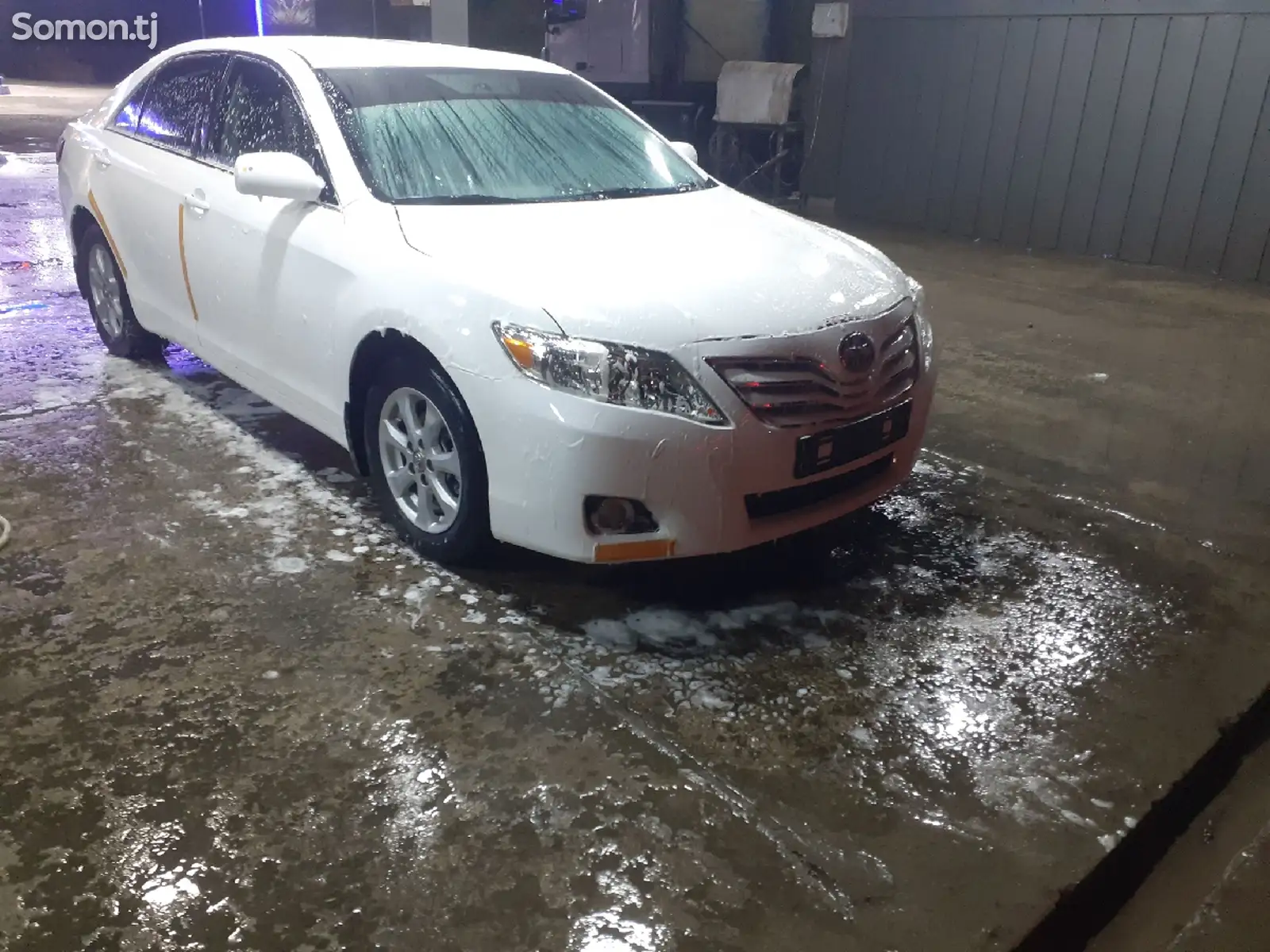 Toyota Camry, 2011