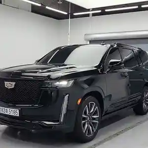 Cadillac, 2022