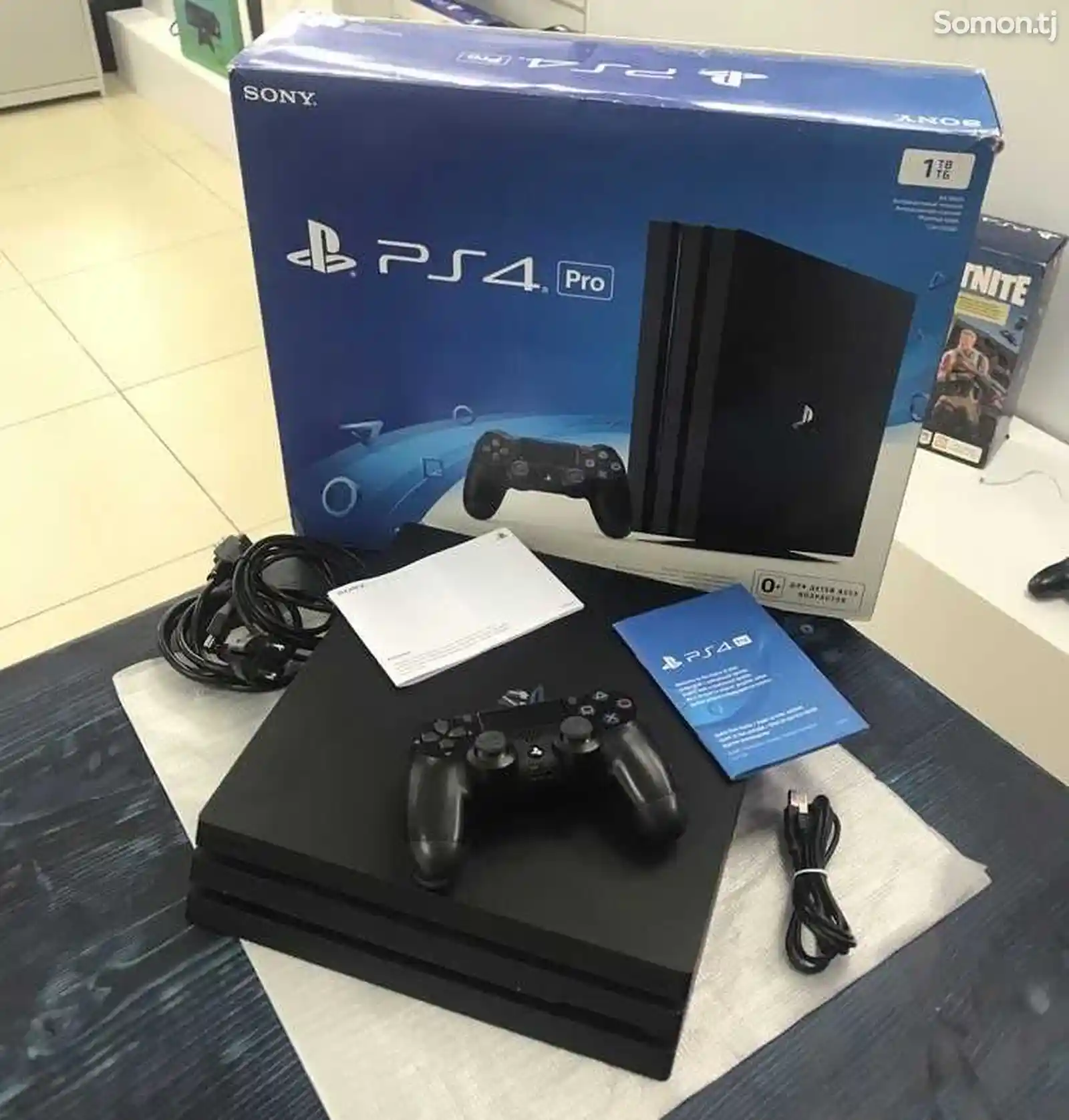 Игровая приставка PlayStation 4 Pro-2
