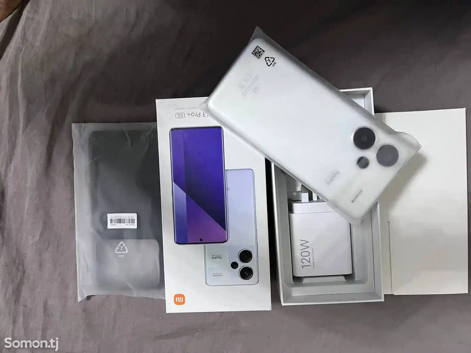 Xiaomi Redmi Note 13 Pro Plus-3