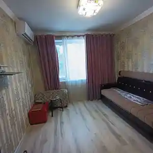 3-комн. квартира, 4 этаж, 70 м², Медколледж