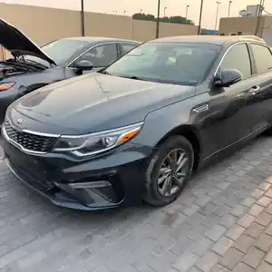 Kia Optima, 2020