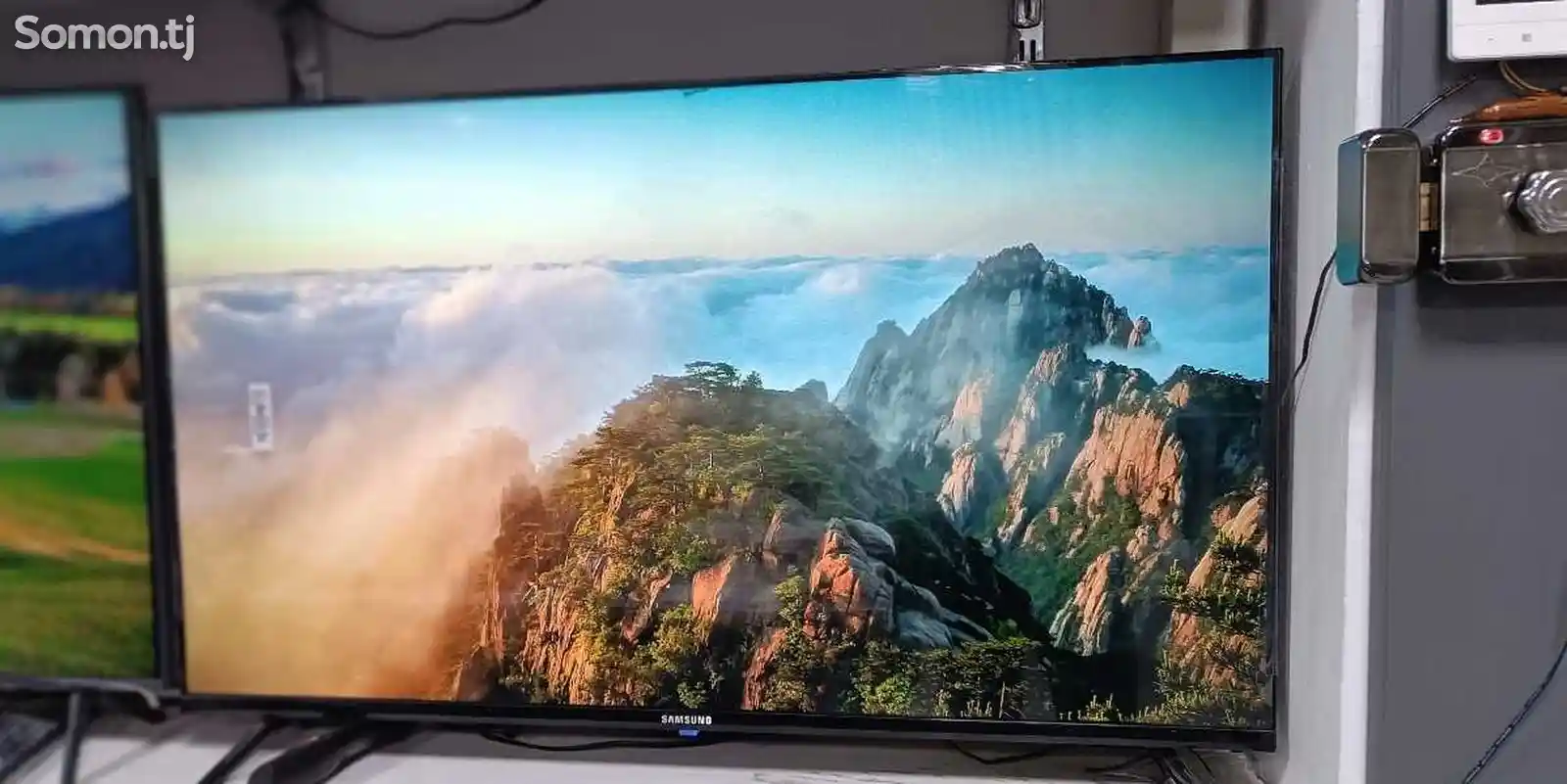 Телевизор Samsung 43 Smart-2