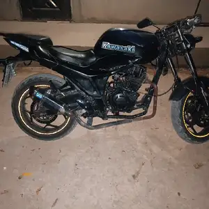 Мотоцикл Suzuki