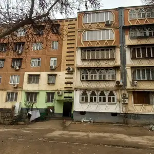 4-комн. квартира, 5 этаж, 90 м², кривой