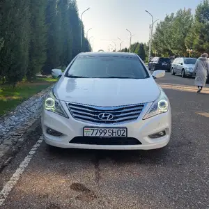 Hyundai Grandeur, 2011