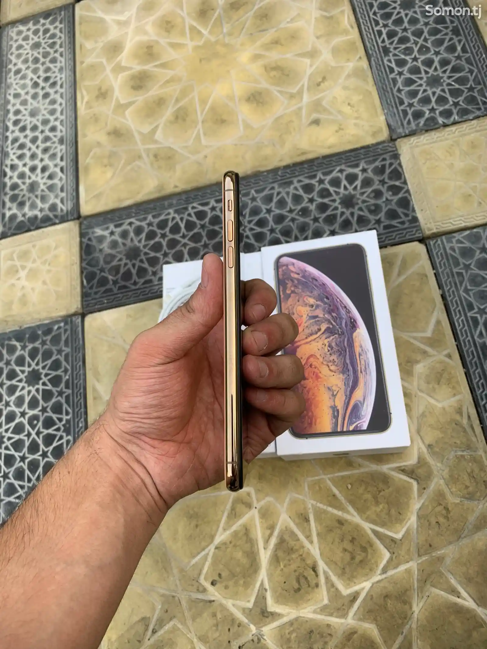 Apple iPhone Xs Max, 64 gb, Gold-5