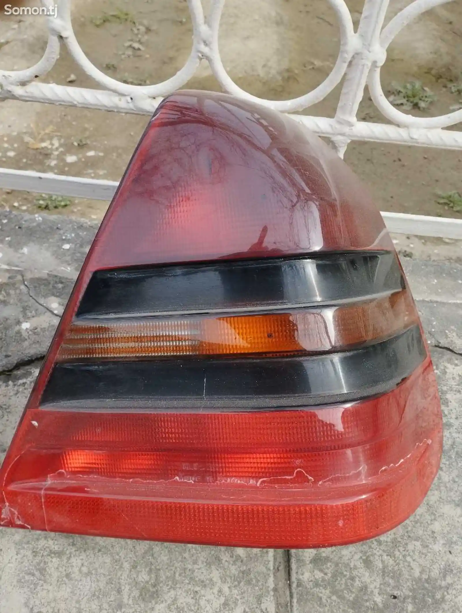 Задний фонарь от Mercedes-Benz W202-2