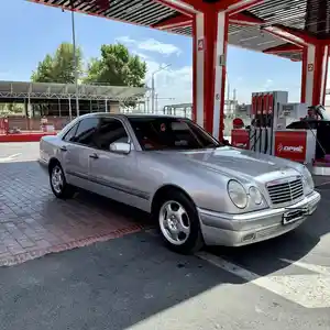 Mercedes-Benz E class, 1997