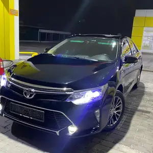 Toyota Camry, 2018