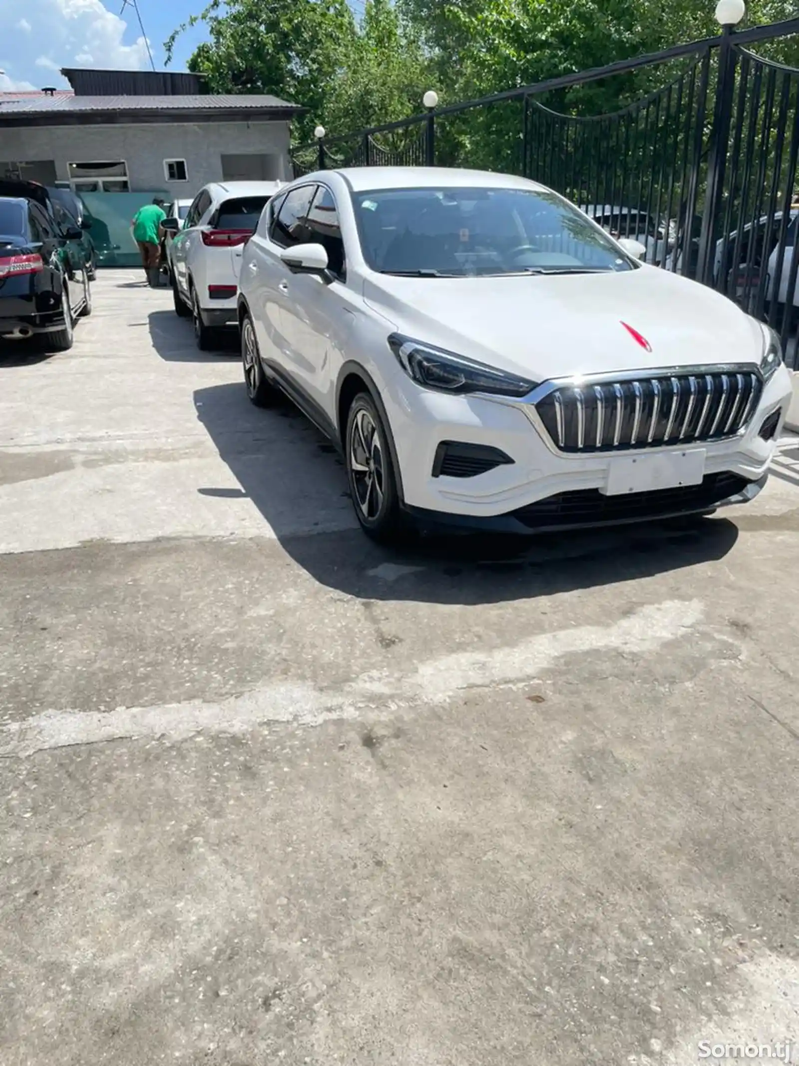 Hongqi E-HS3, 2019-1