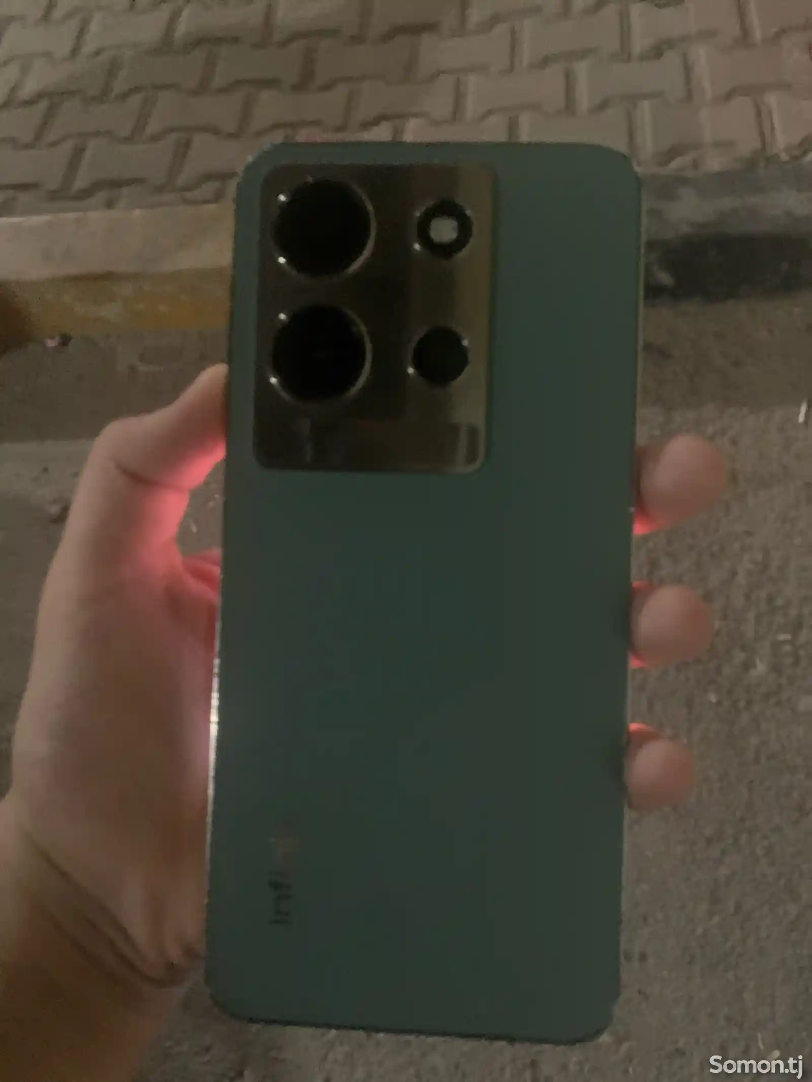 Телефон Infinix-1