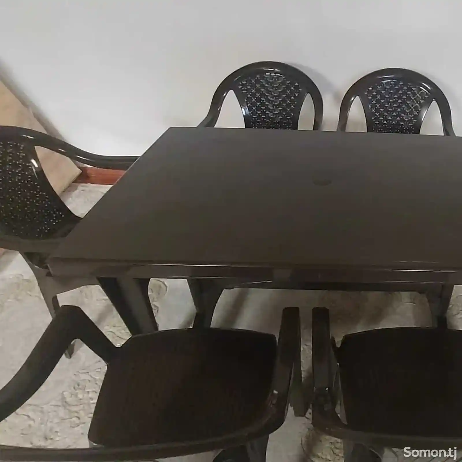 Стол и стулья 6 персон-4