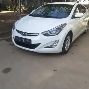 Hyundai Elantra, 2015