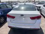 Kia Optima, 2016-3