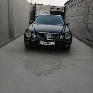 Mercedes-Benz E class, 2004