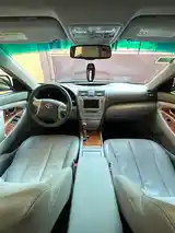 Toyota Camry, 2010-4