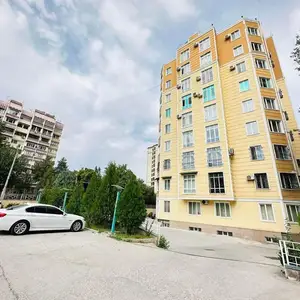 2-комн. квартира, 6 этаж, 82 м², 92мкр