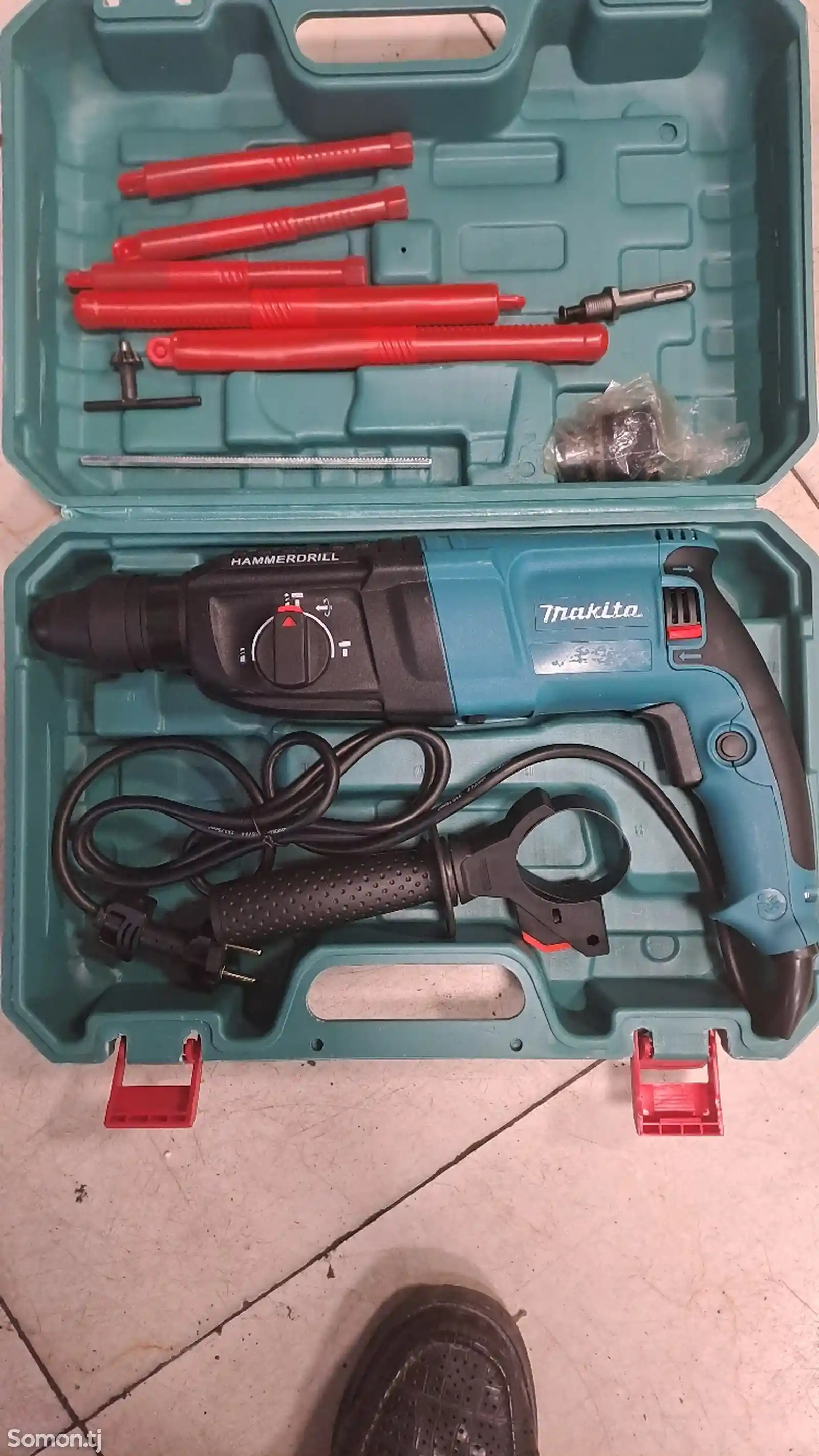 Перфоратор Makita