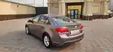 Chevrolet Cruze, 2010-3