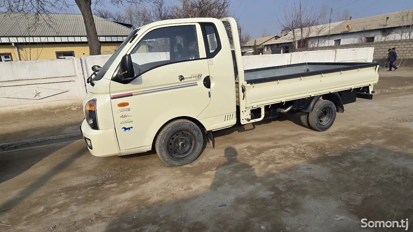 Бортовой автомобиль Hyundai Porter, 2013-1