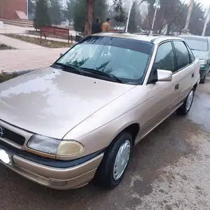 Opel Astra F, 1992