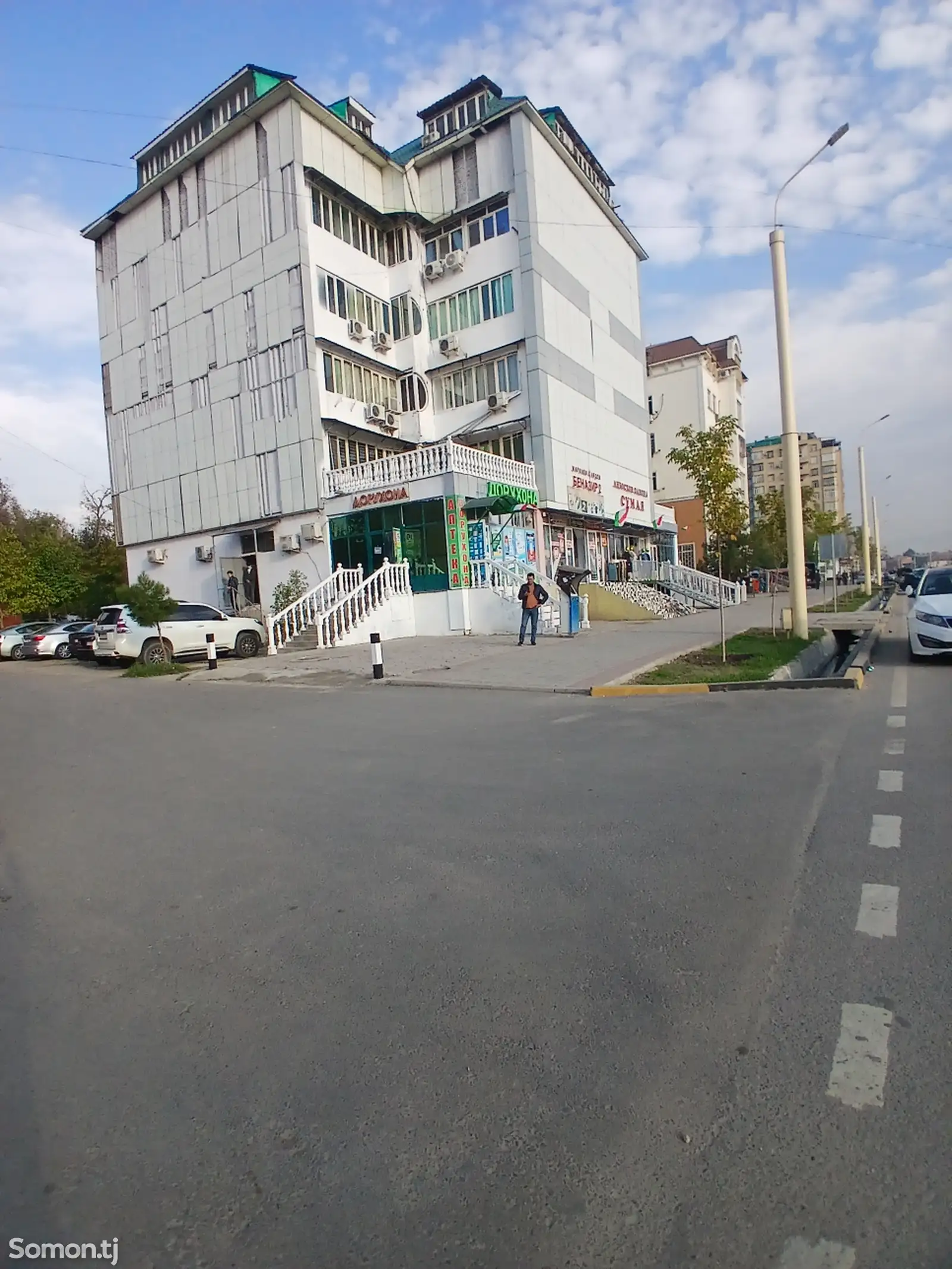 4-комн. квартира, 5 этаж, 104 м², Сино-1