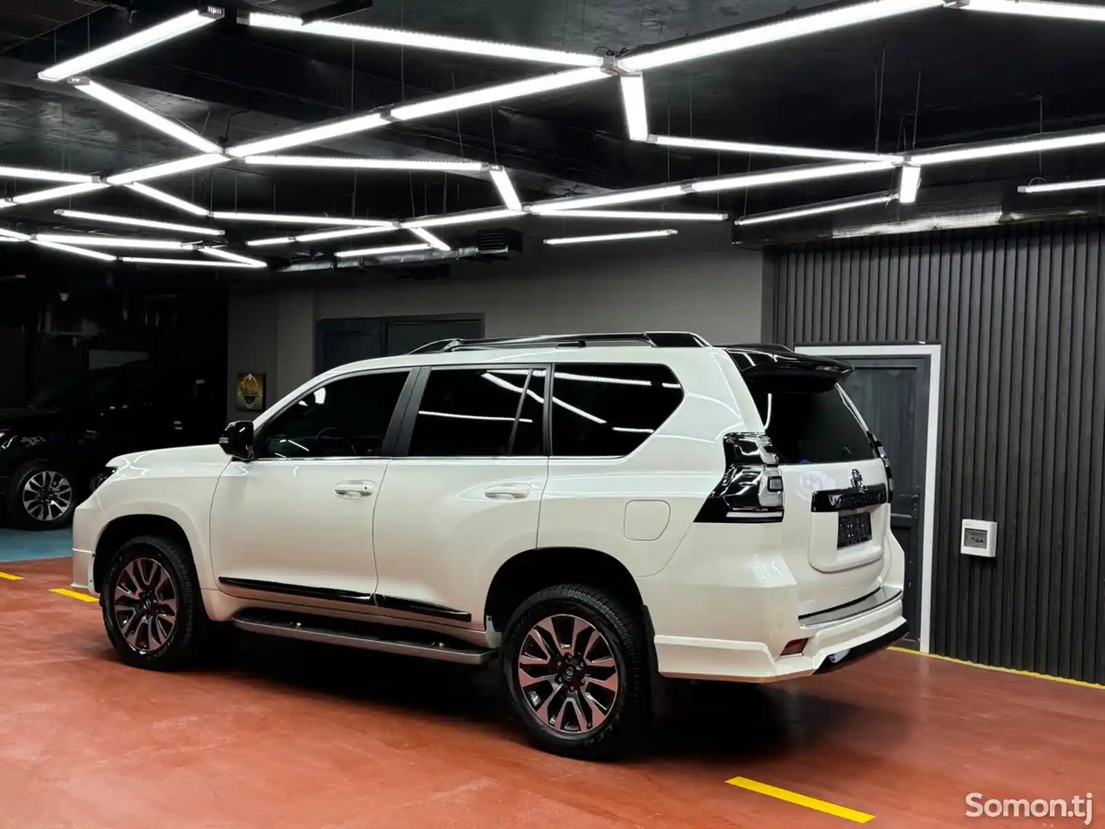 Toyota Land Cruiser Prado, 2023-5